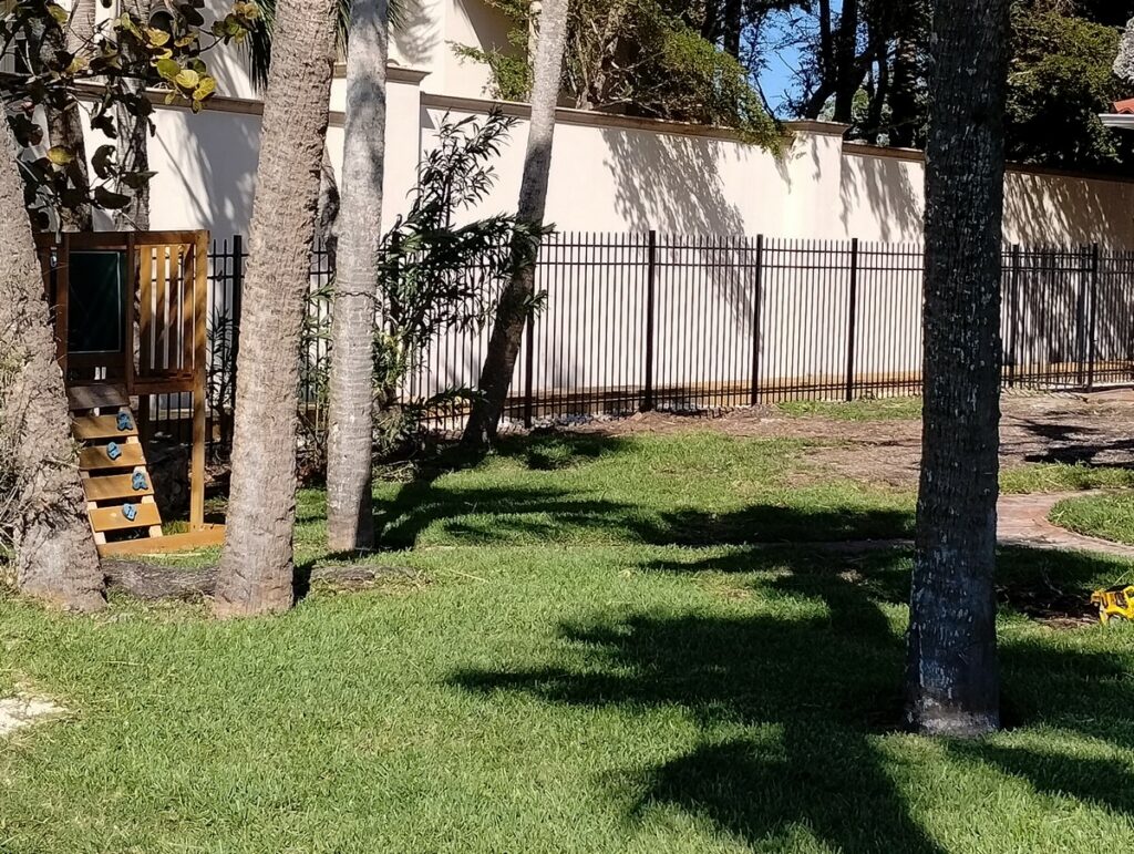 Aluminum Fence Installation Tampa Florida