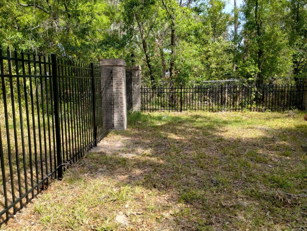 Black Aluminum Spear Top Fence Replacement Odessa Florida